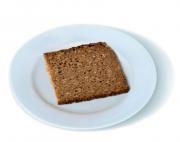 Celozrnný žitný chléb - Porce na obrázku odpovídá 400 kJ.